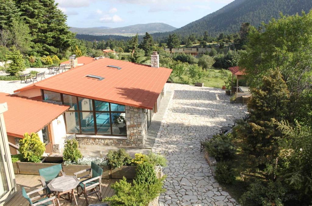 Boutique Hotel Skamnos Arachova Bagian luar foto